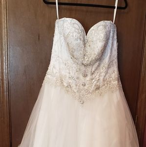 Casablanca wedding dress